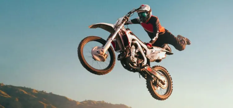 Factors that Affect the Speed of a 250cc Dirt Bike